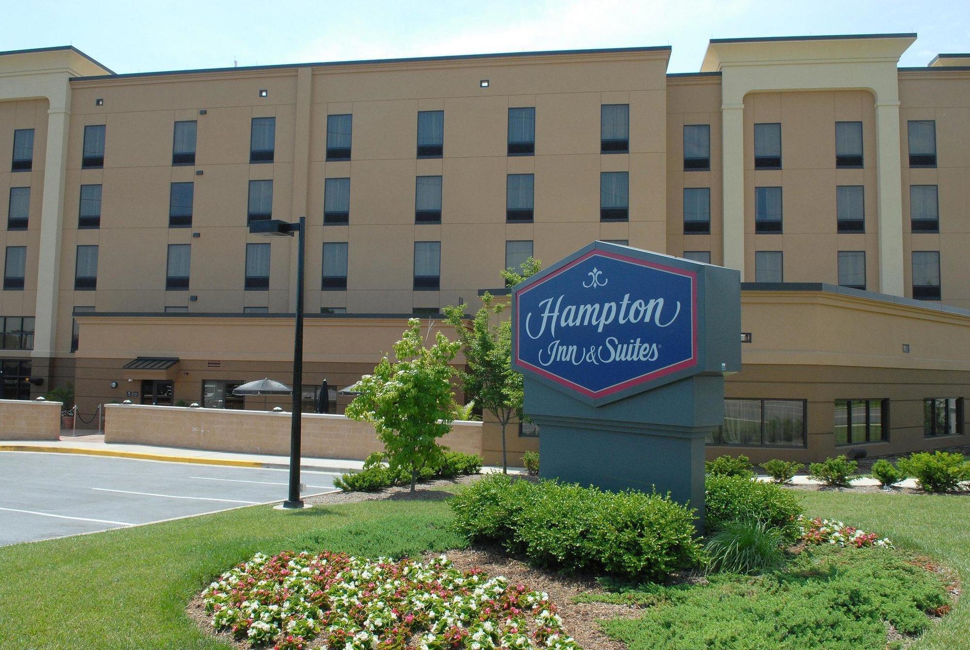 Hampton Inn & Suites Frederick/Fort Detrick Exterior foto